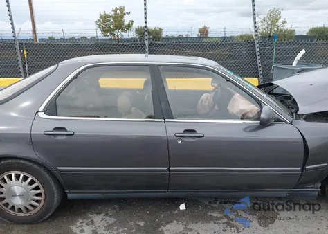 1993 Acura Legend Ls z USA, uszkodzony, nr VIN JH4KA7677PC006596